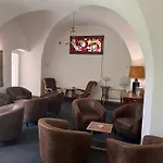 La Cour Carree Hotel