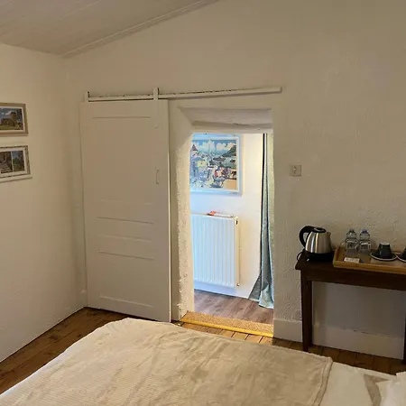 Hotel La Cour Carrée