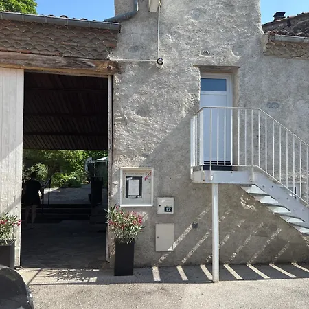 Hotel La Cour Carrée 3*