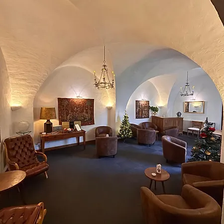 La Cour Carrée Perrier